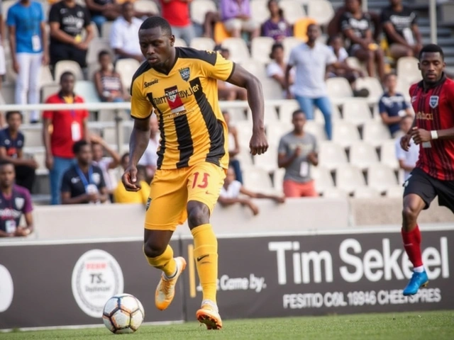 Ranga Chivaviro's Last-Minute Heroics Save Kaizer Chiefs in Tense Contest Against TS Galaxy